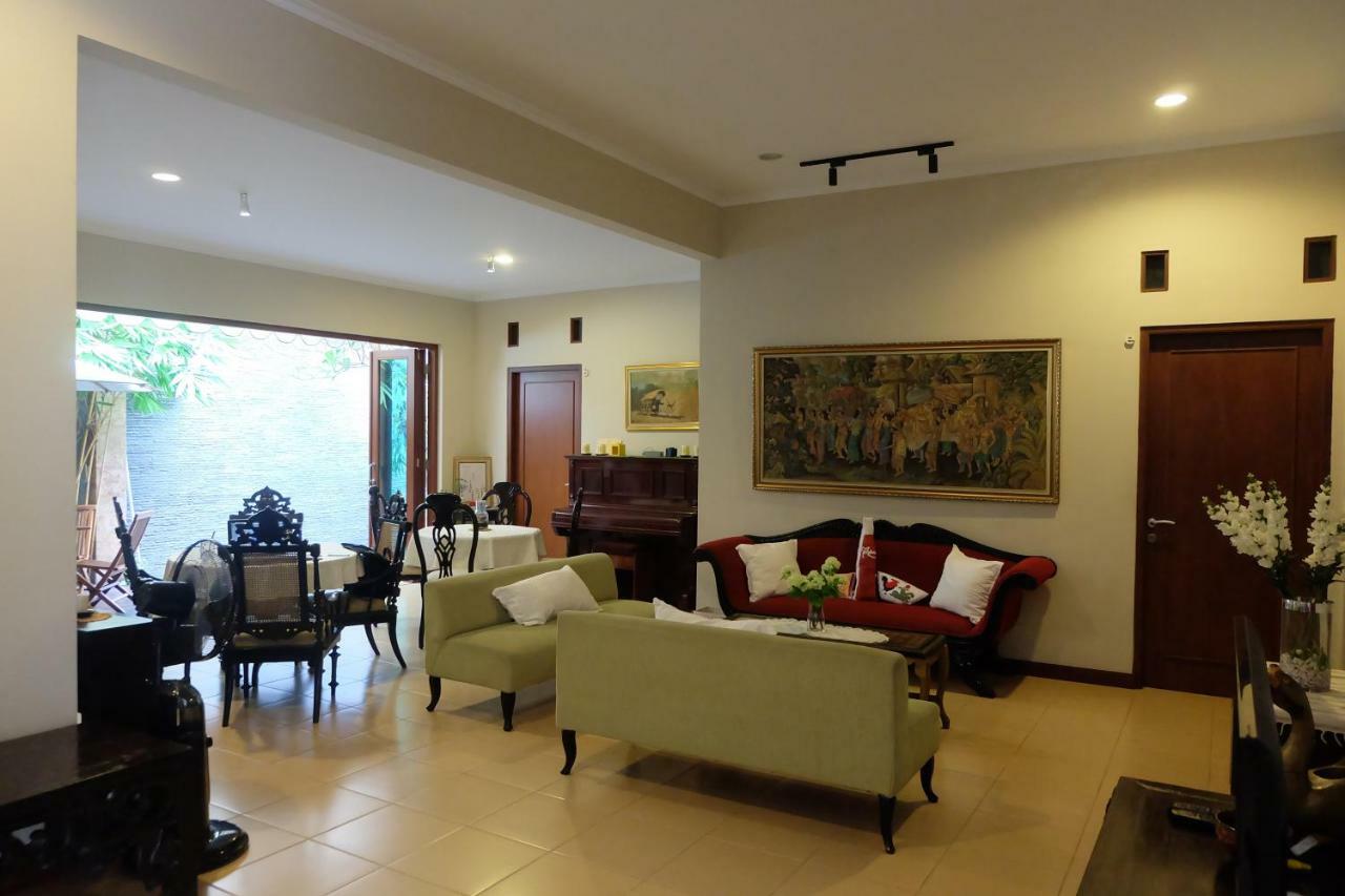 House Of Moedjito Hotel ยอกยาการ์ตา ภายนอก รูปภาพ
