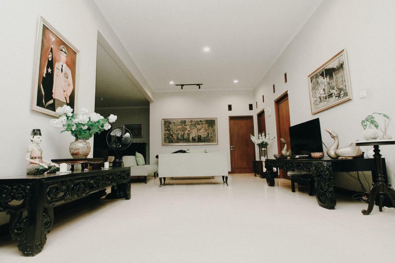 House Of Moedjito Hotel ยอกยาการ์ตา ภายนอก รูปภาพ